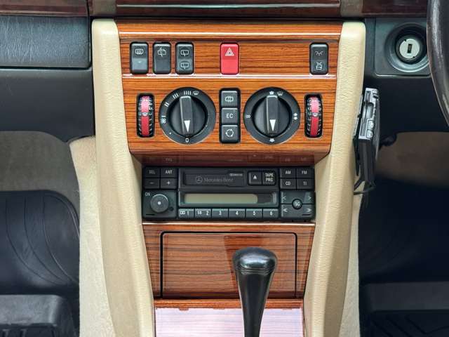 Eクラスワゴン 1994/H06