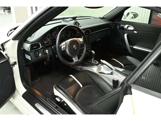 911カブリオレ 2009/H21