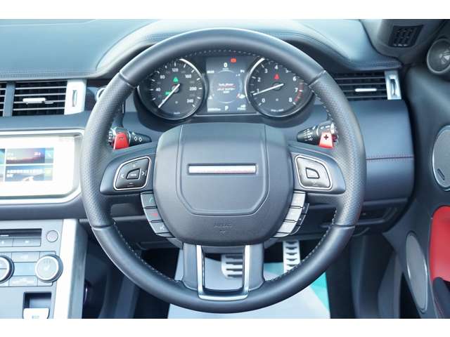 レンジローバーイヴォークコンバーチブル 2017/H29