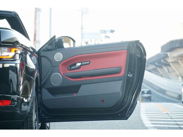 レンジローバーイヴォークコンバーチブル 2017/H29