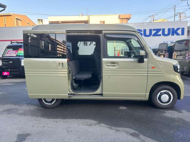 N-VAN 2022/R04