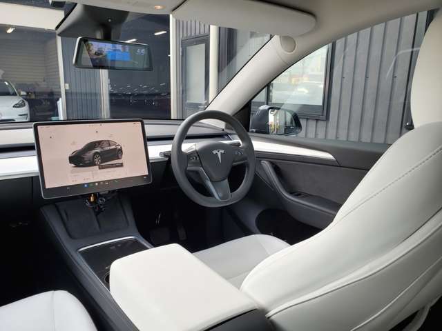モデルY 2022/R04