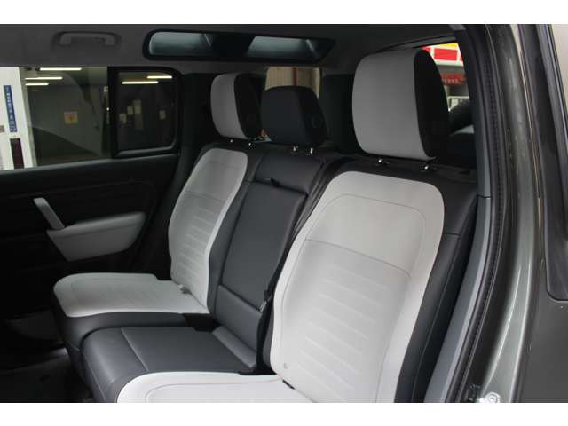 ディフェンダー 2025/R07