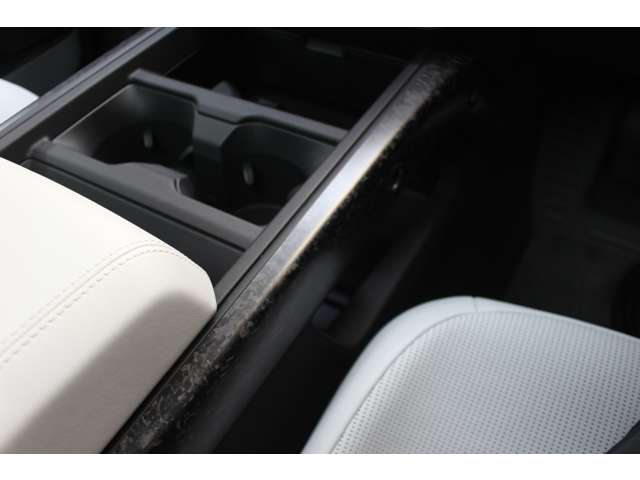 ディフェンダー 2025/R07