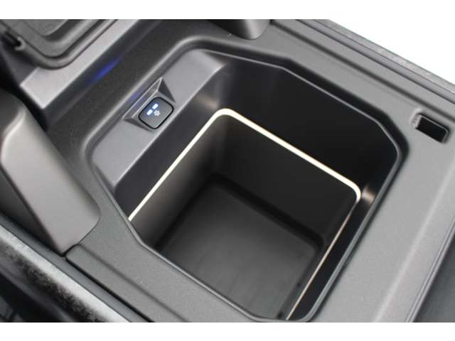 ディフェンダー 2025/R07