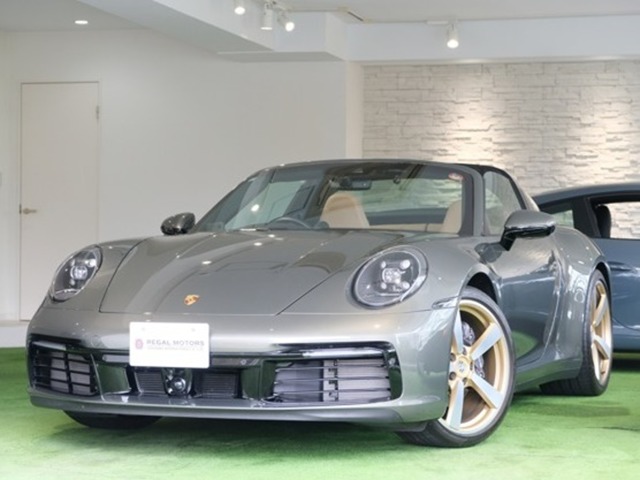 911 2021/R03