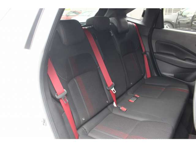 ノートオーラ 2022/R04