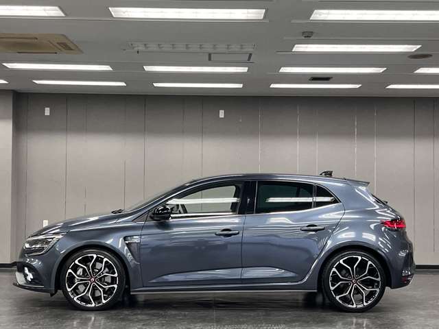 メガーヌ 2022/R04