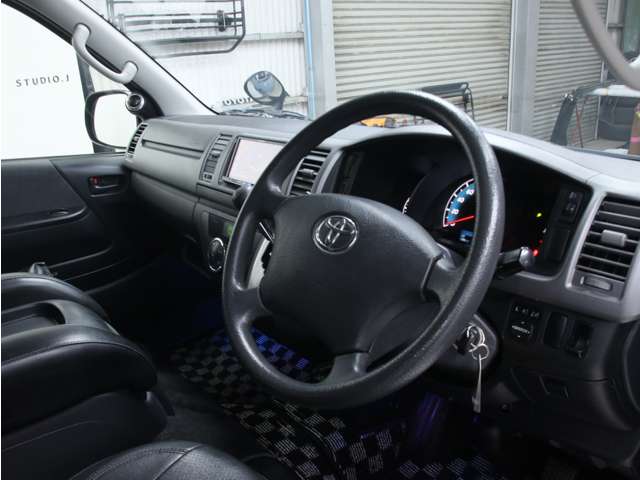 レジアスエース 2013/H25