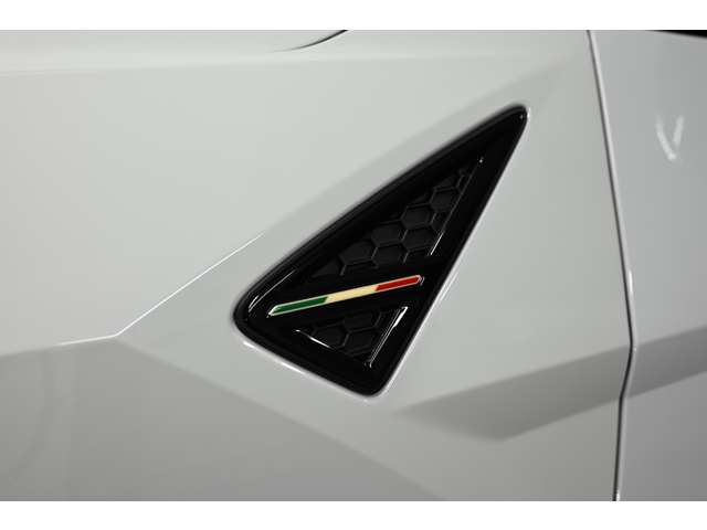 ウルス 2020/R02