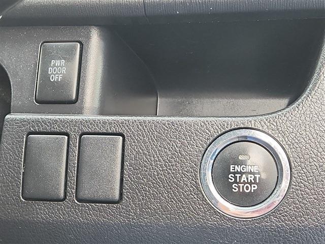 ヴォクシー 2011/H23