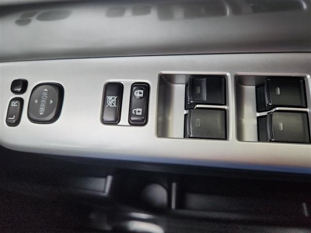 ヴォクシー 2011/H23