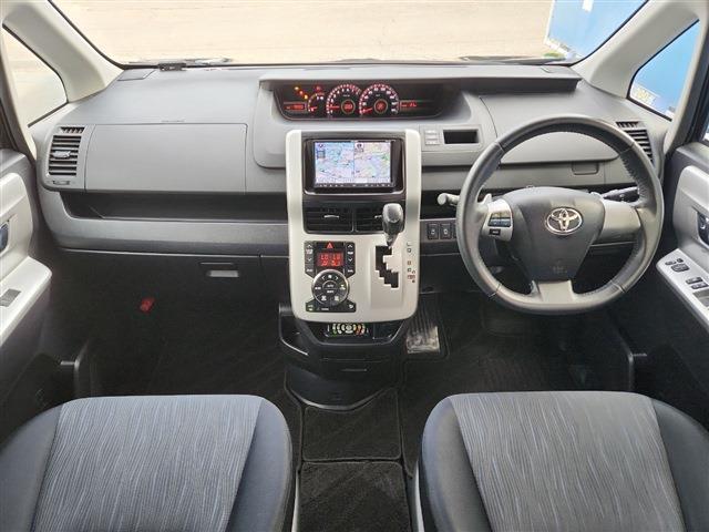 ヴォクシー 2011/H23