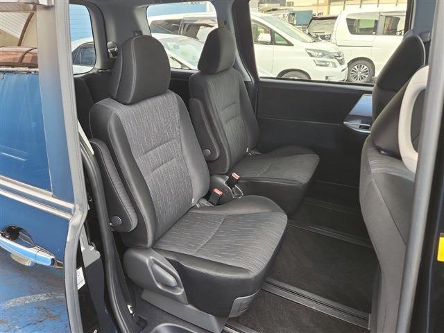 ヴォクシー 2011/H23