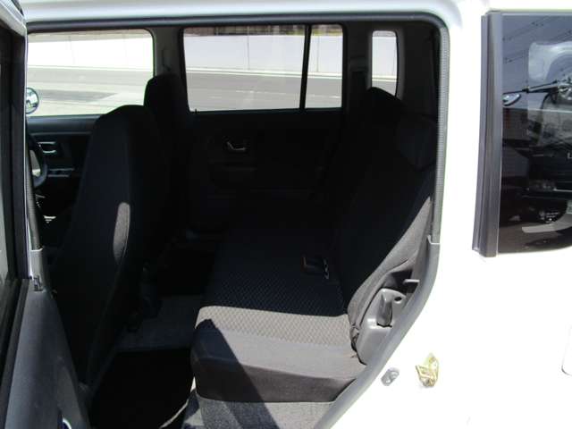 アルトラパン 2006/H18