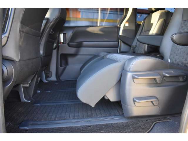 ヴォクシー 2022/R04