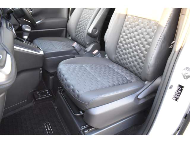 ヴォクシー 2022/R04