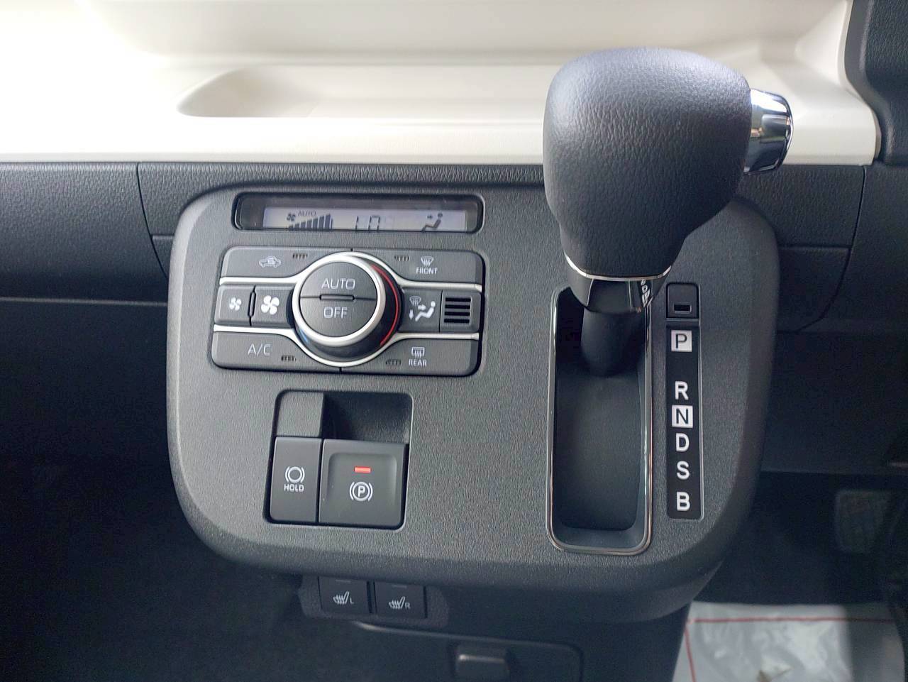 ムーヴキャンバス 2025/R07