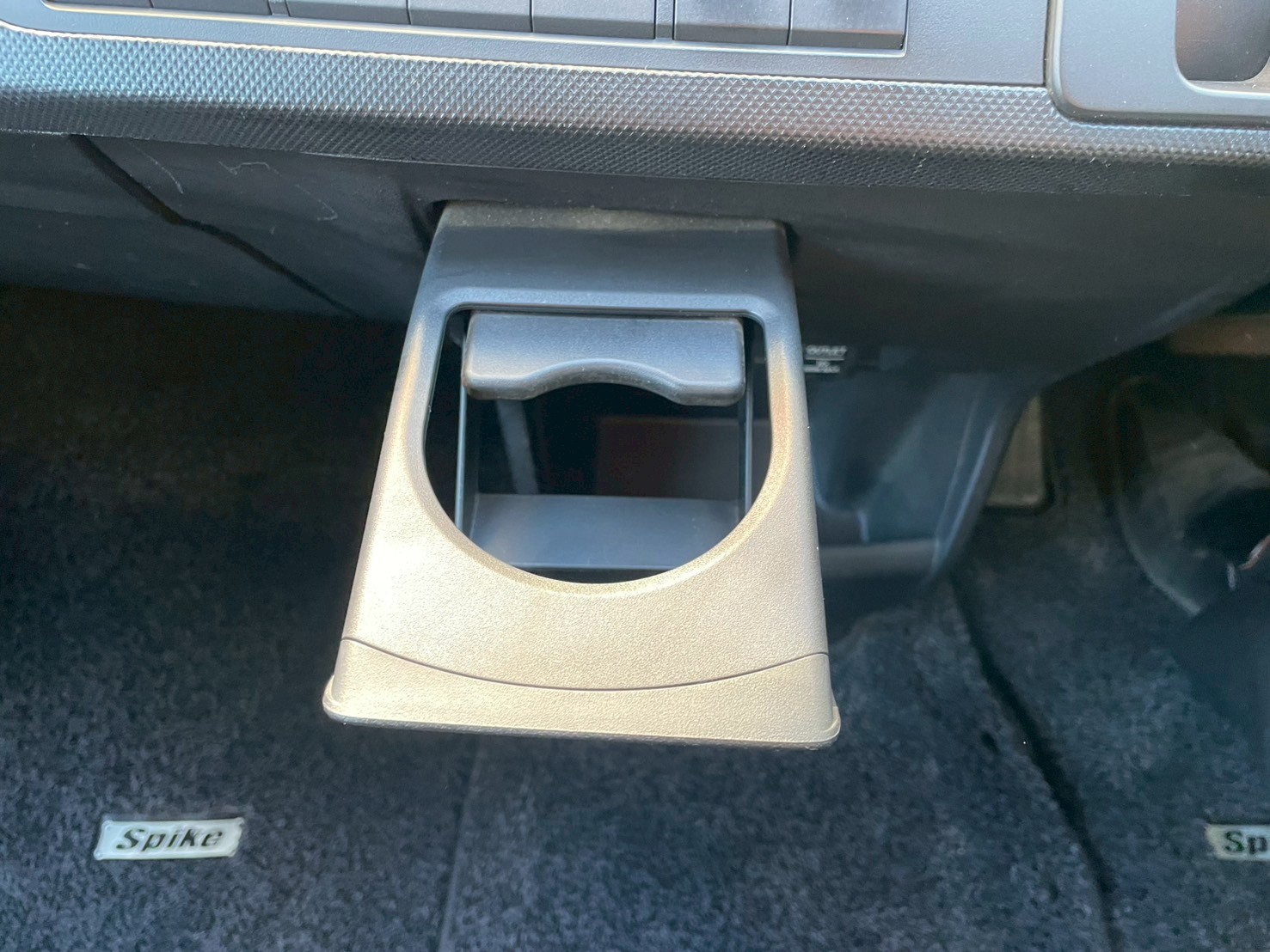 フリードスパイク 2011/H23