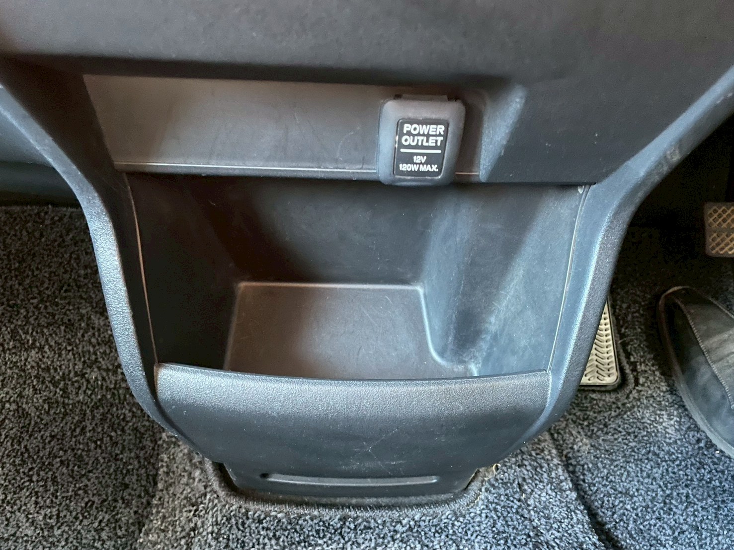 フリードスパイク 2011/H23