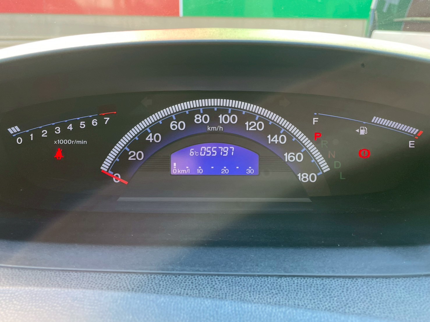 フリードスパイク 2011/H23