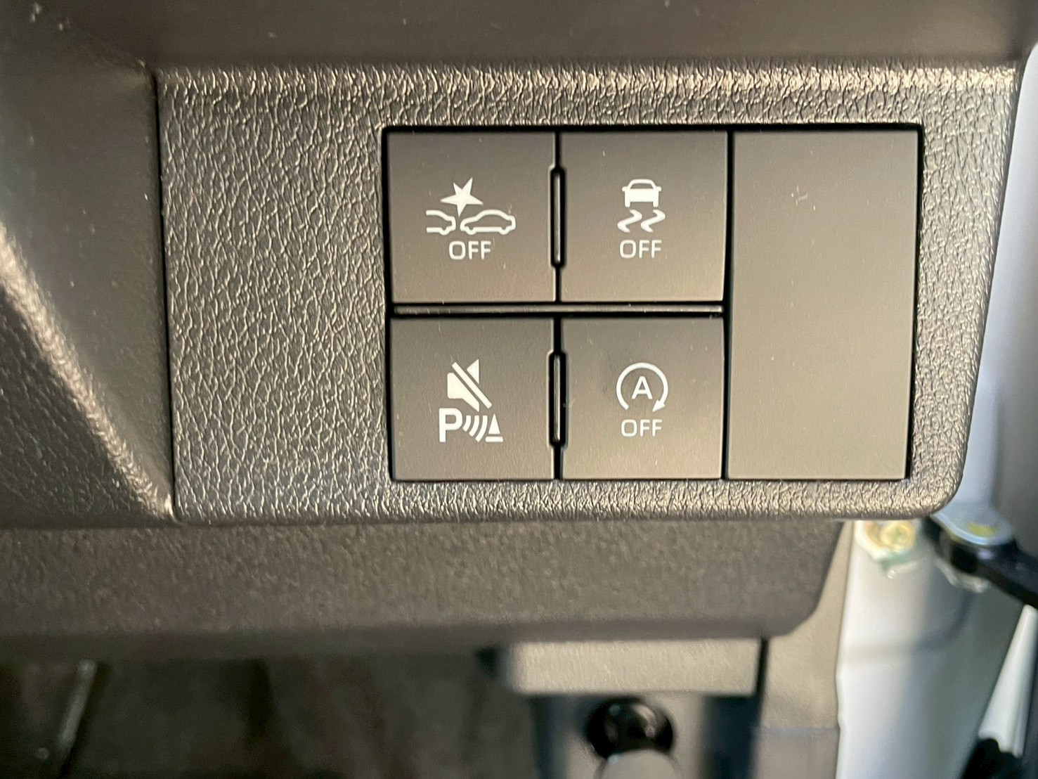 ムーヴキャンバス 2025/R07