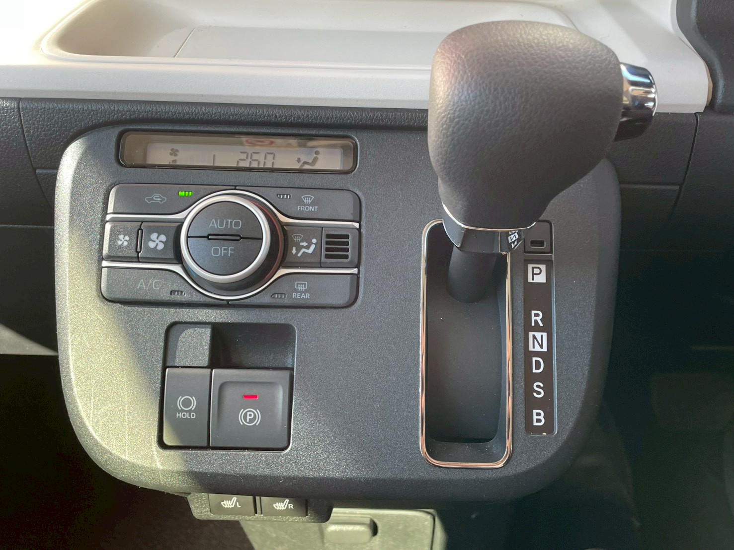 ムーヴキャンバス 2025/R07