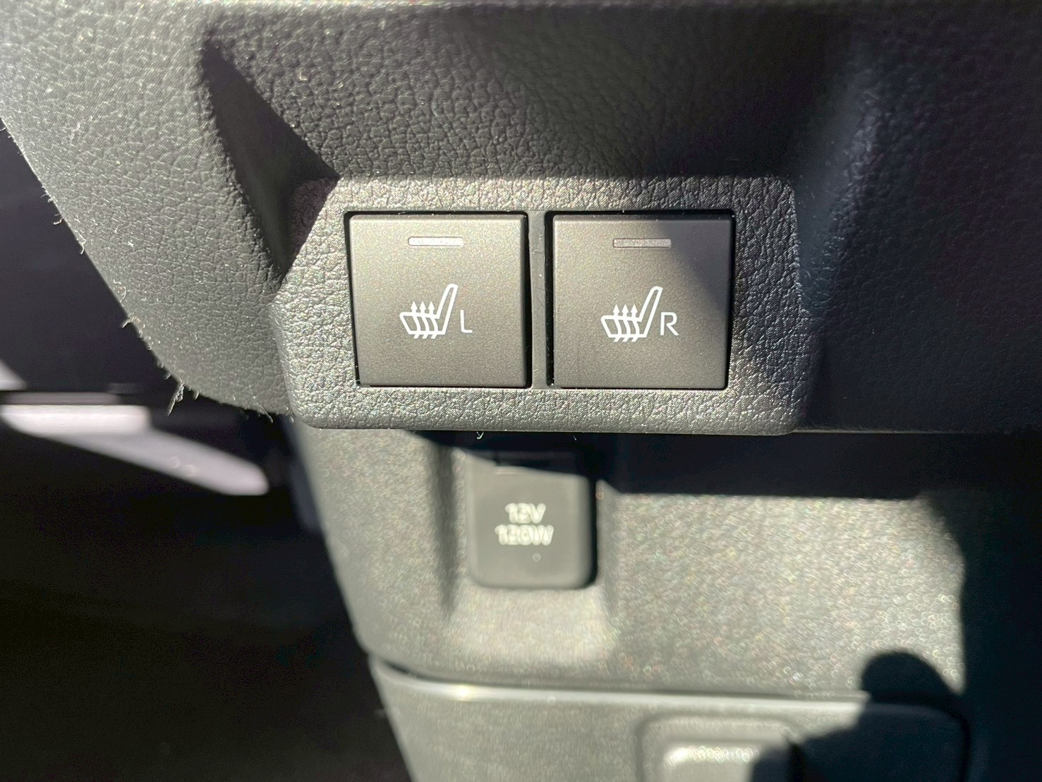 ムーヴキャンバス 2025/R07