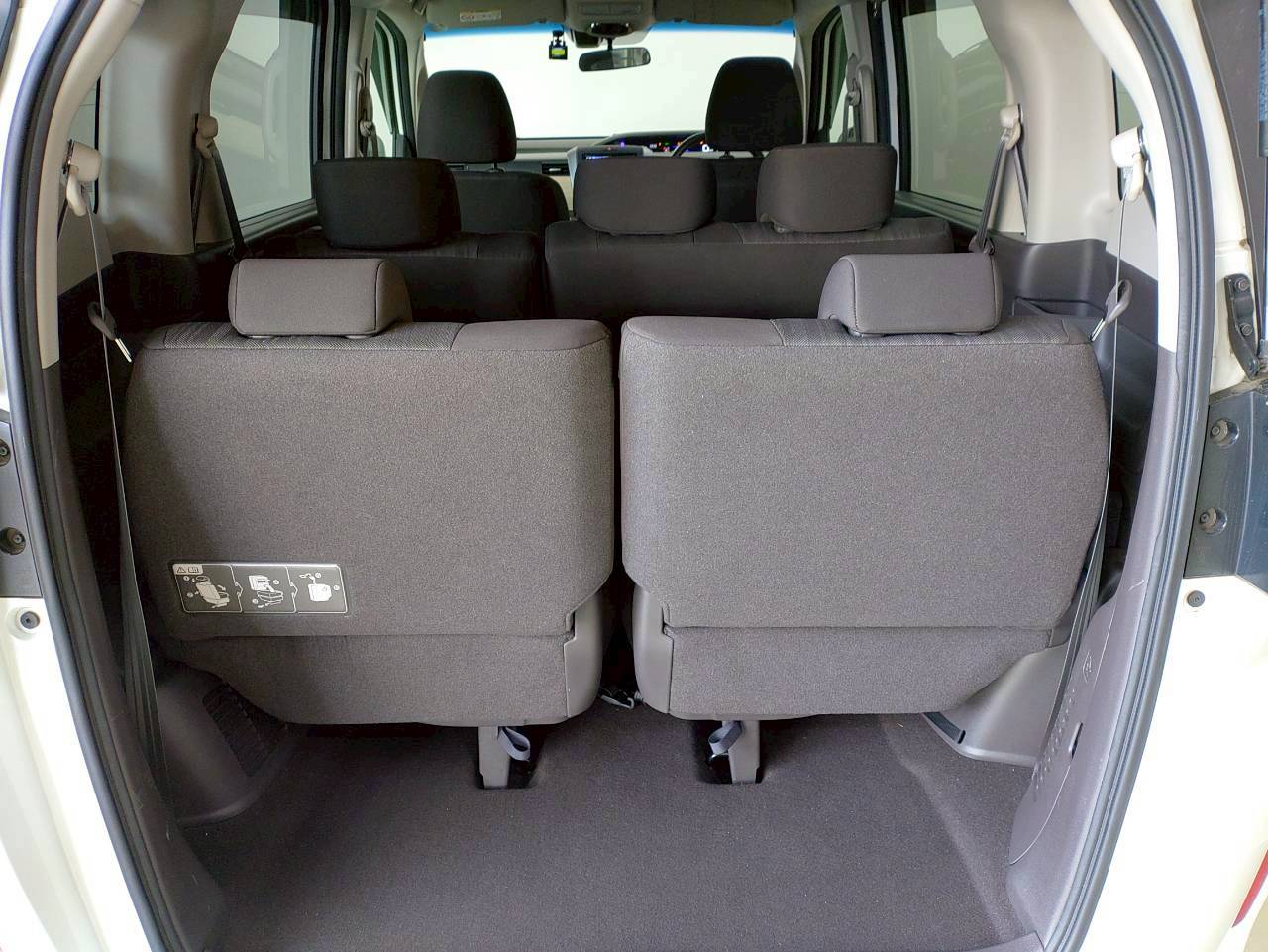 フリード 2019/R01