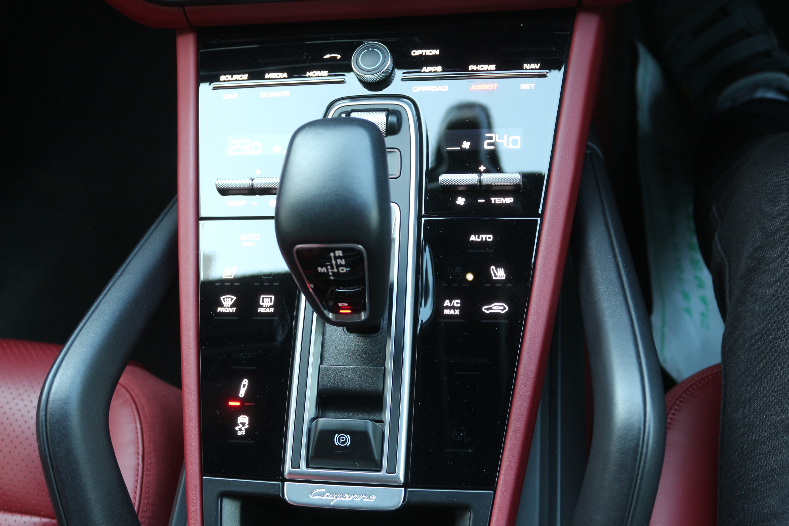 カイエン 2020/R02