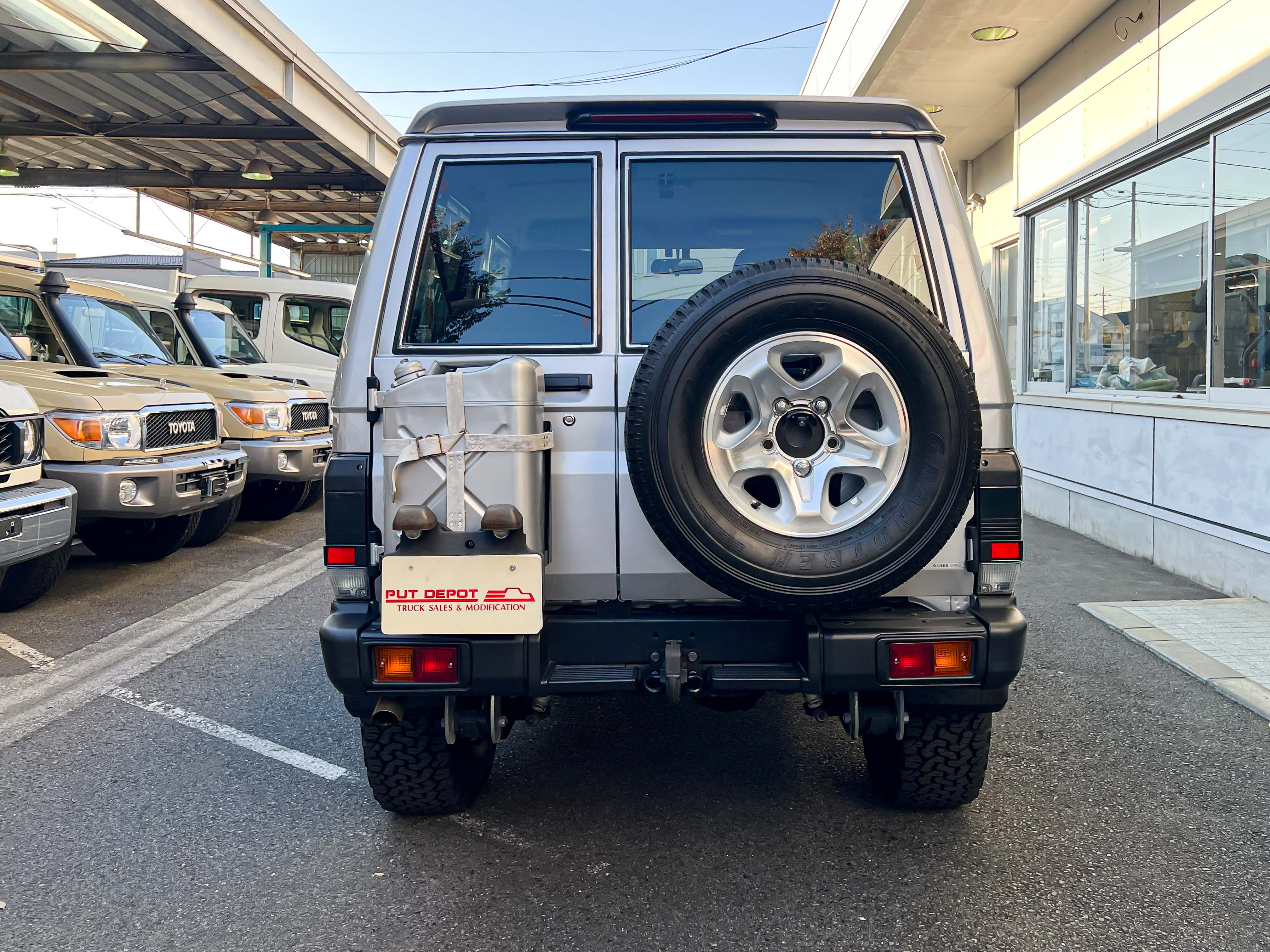 ランドクルーザー70 2021/R03