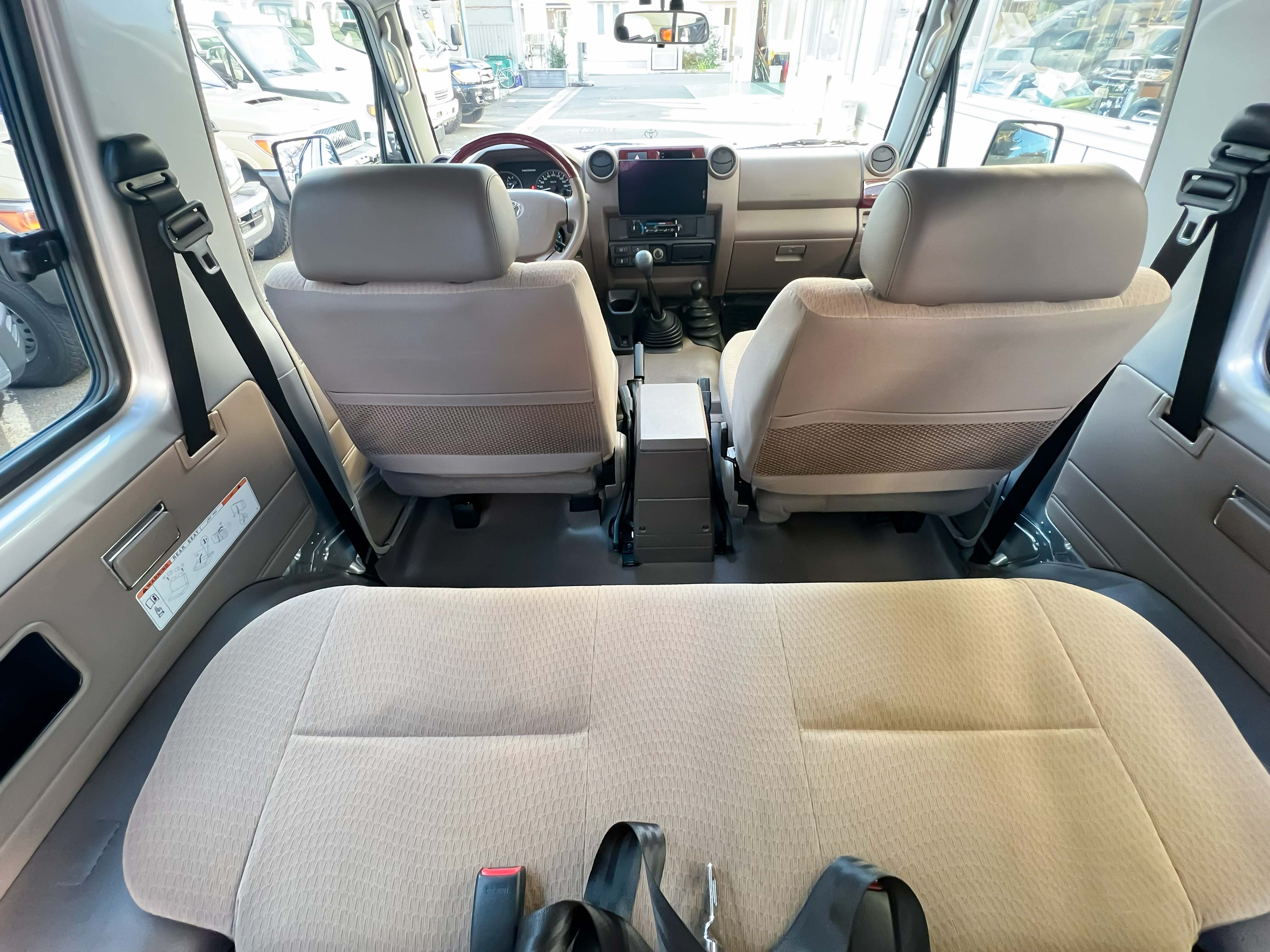 ランドクルーザー70 2021/R03