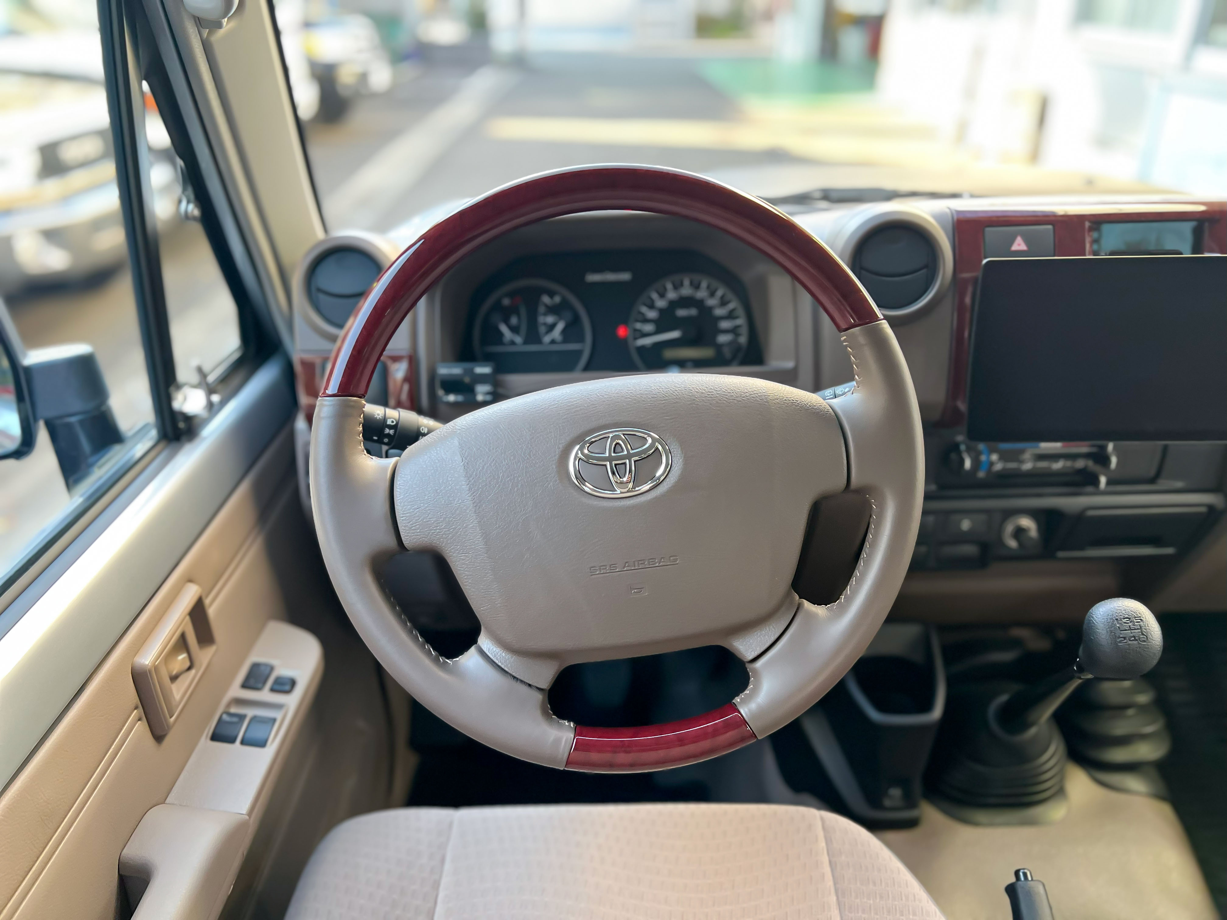 ランドクルーザー70 2021/R03