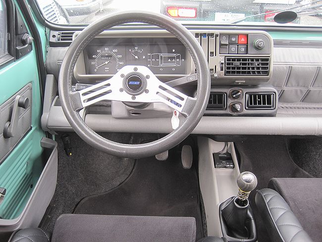 パンダ 2004/H16