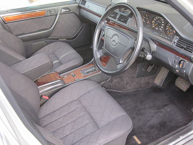 Eクラスワゴン 1994/H06