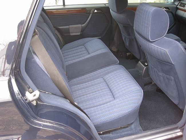 ミディアムクラスワゴン／Tシリーズ 1992/H04