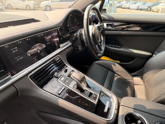 パナメーラ 2017/H29