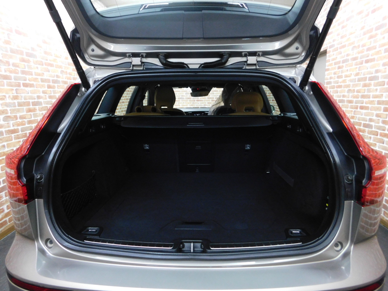 V60 2019/R01
