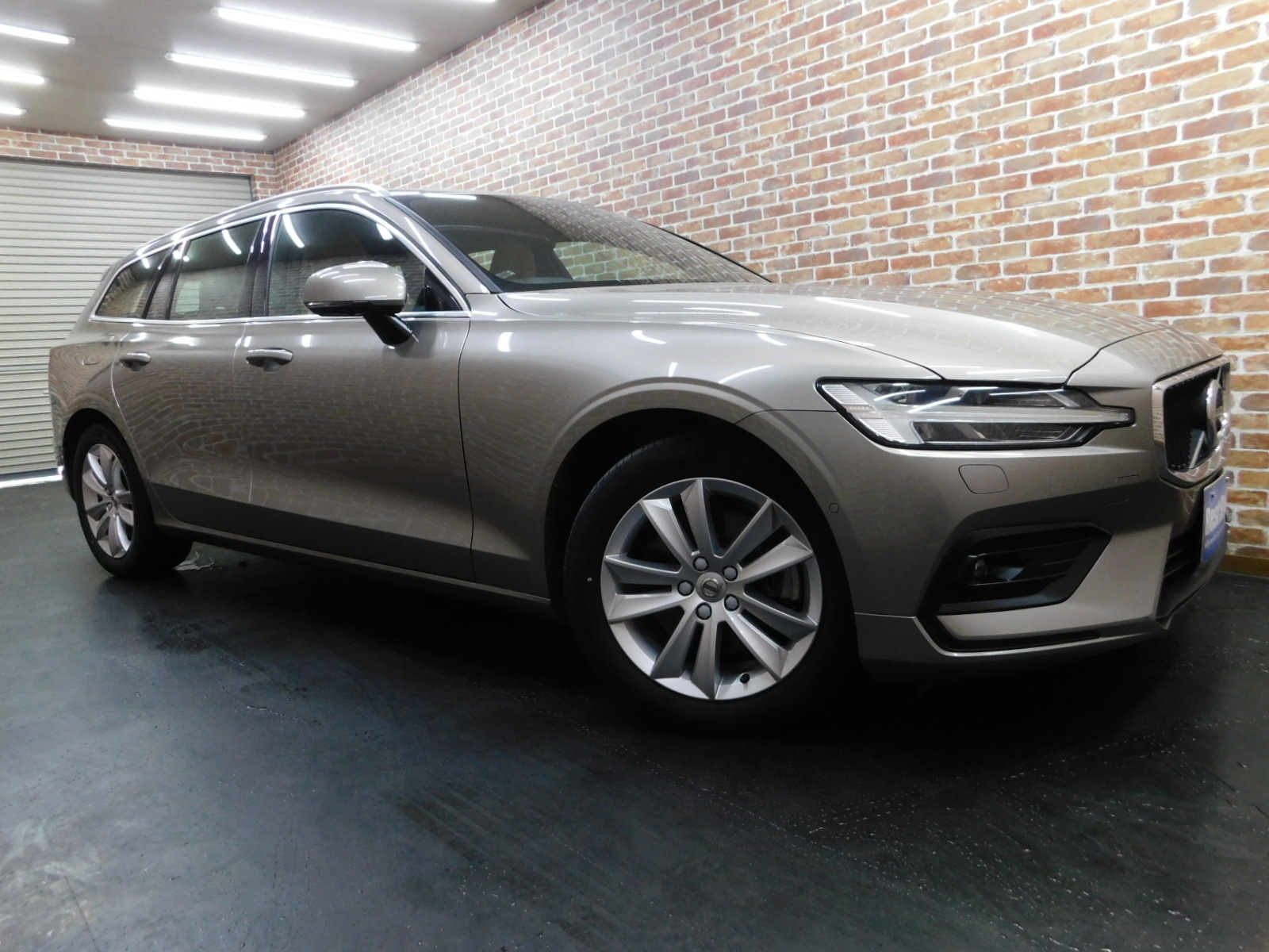 V60 2019/R01