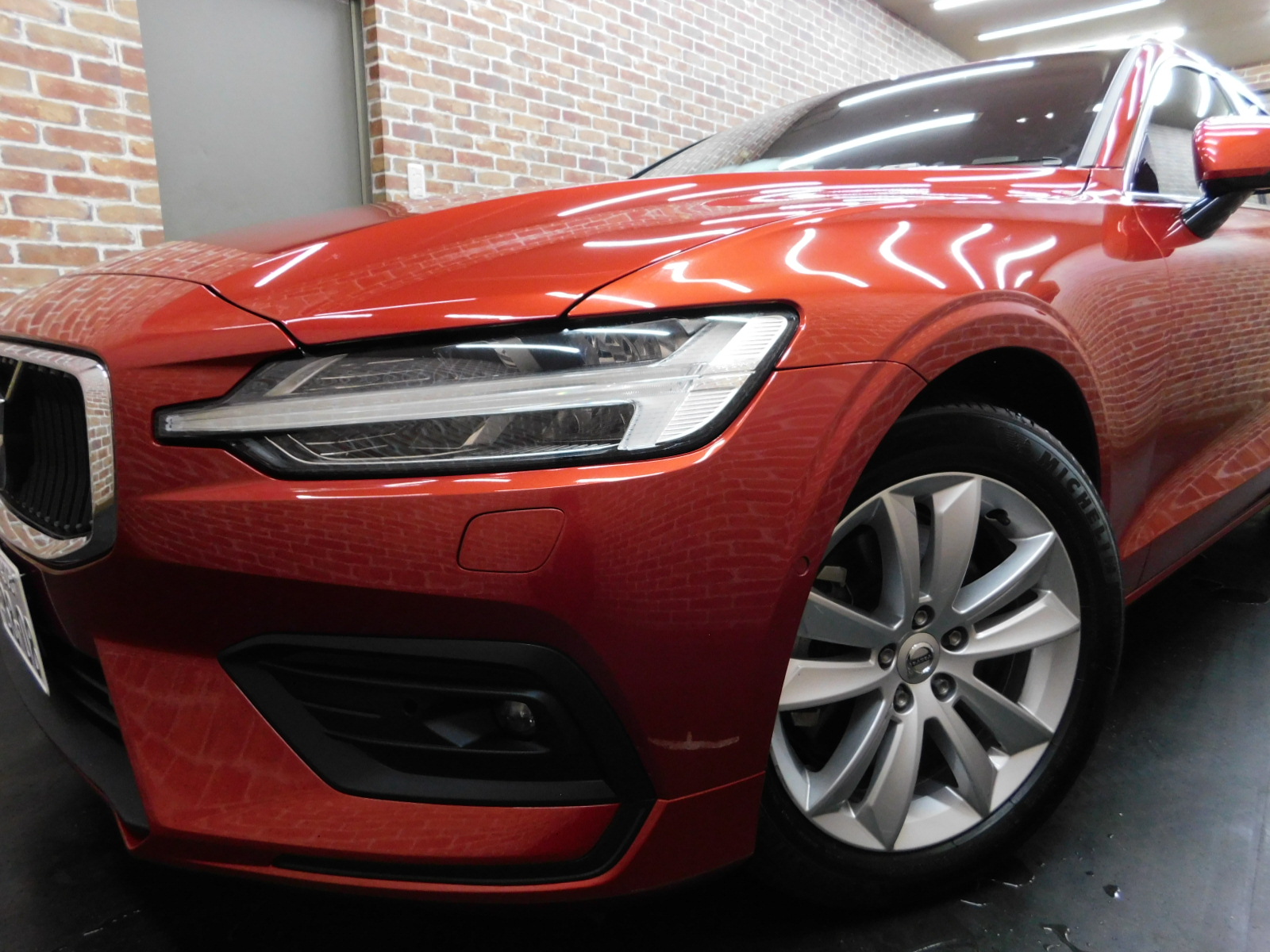 V60 2019/R01