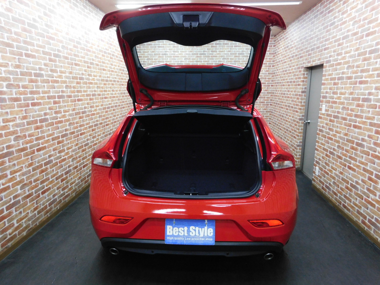 V40 2016/H28