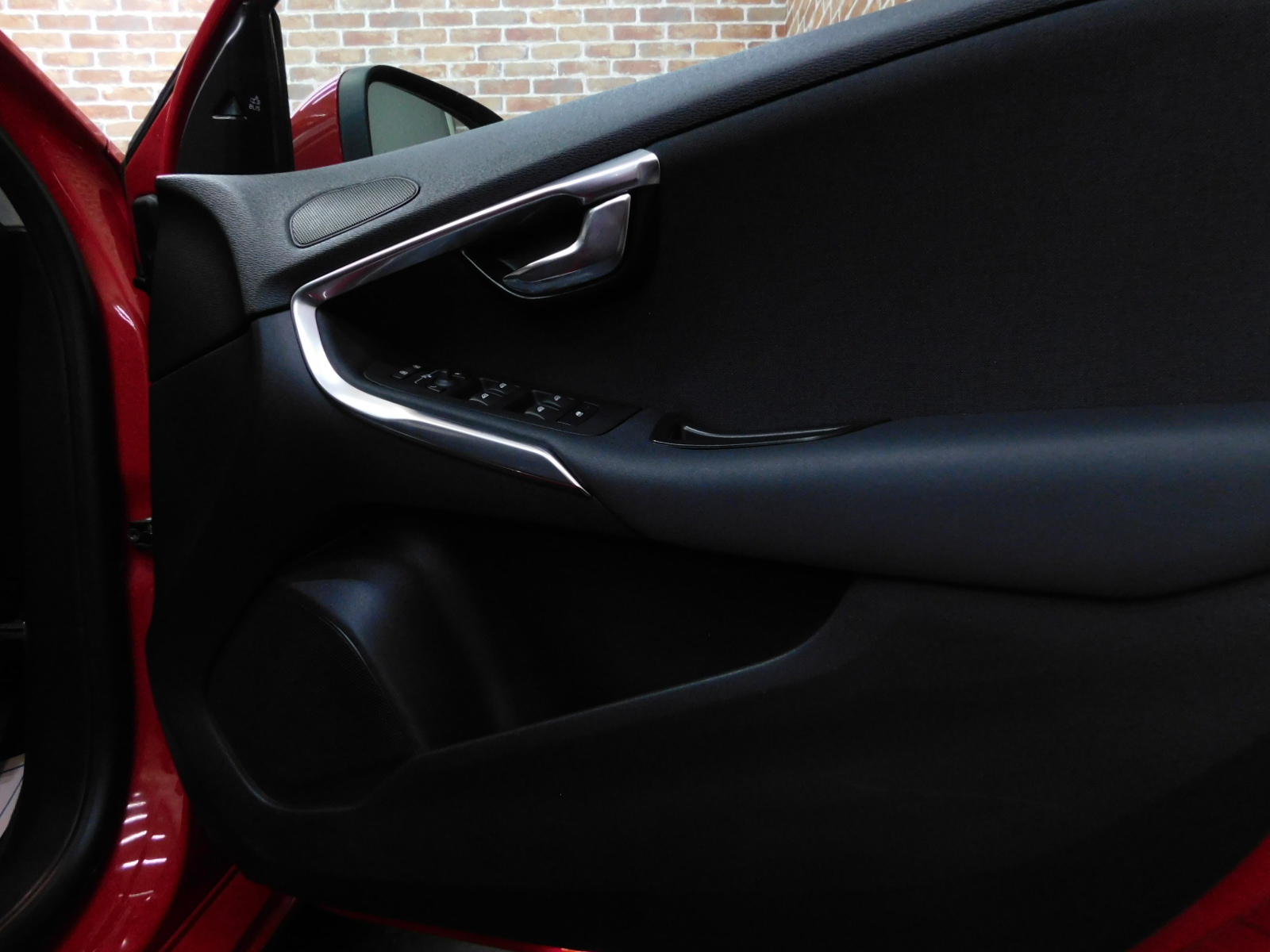 V40 2016/H28