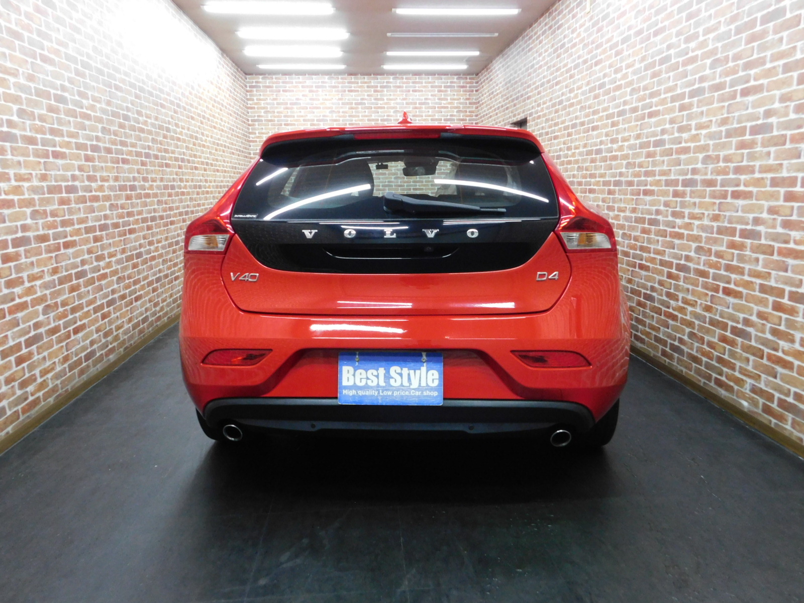 V40 2016/H28