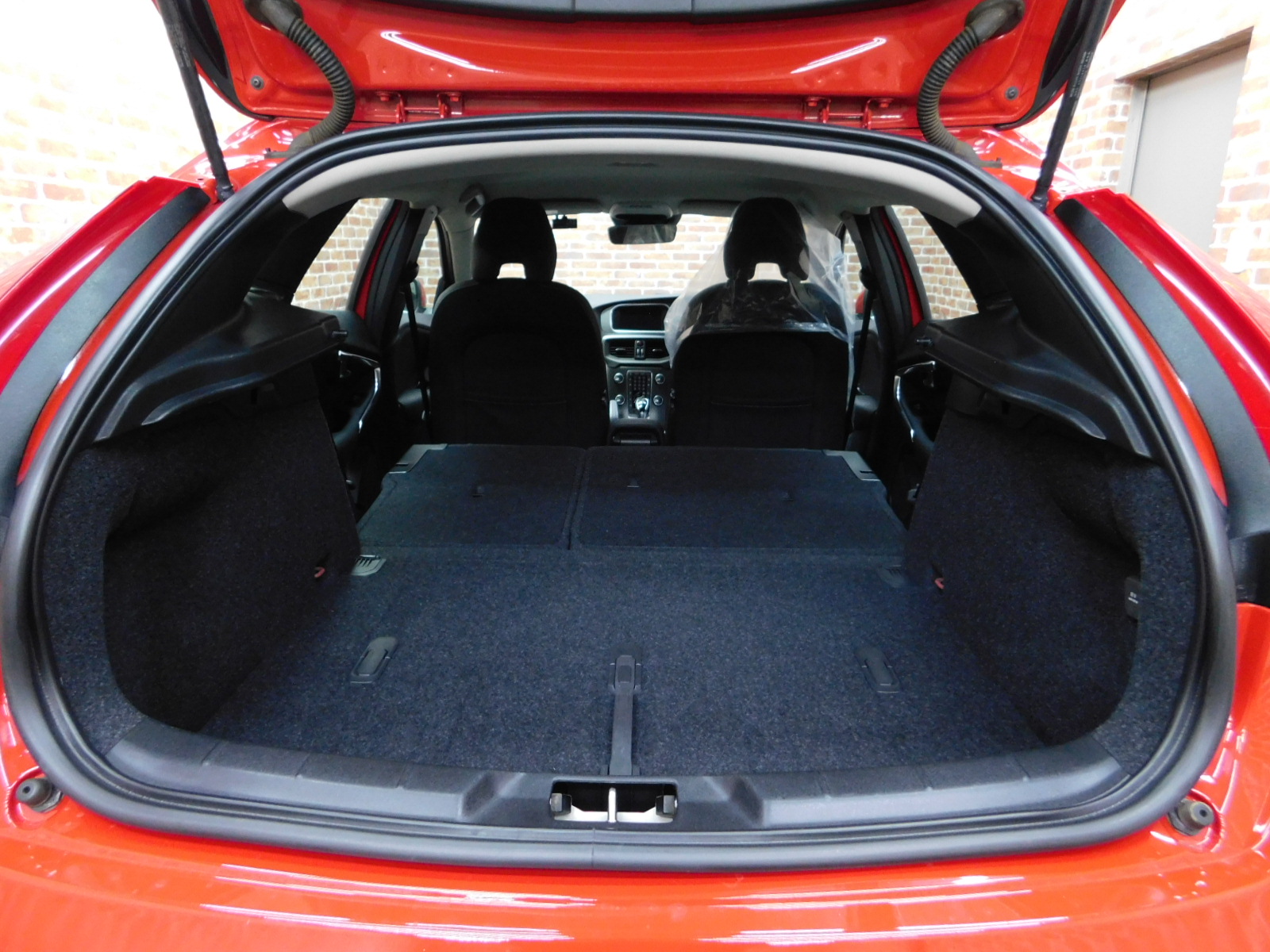 V40 2016/H28