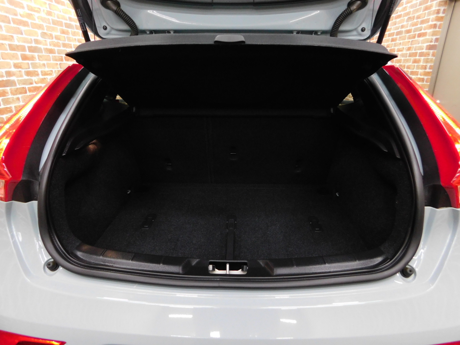 V40 2018/H30