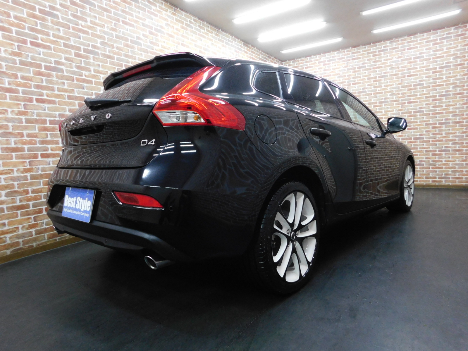 V40 2018/H30