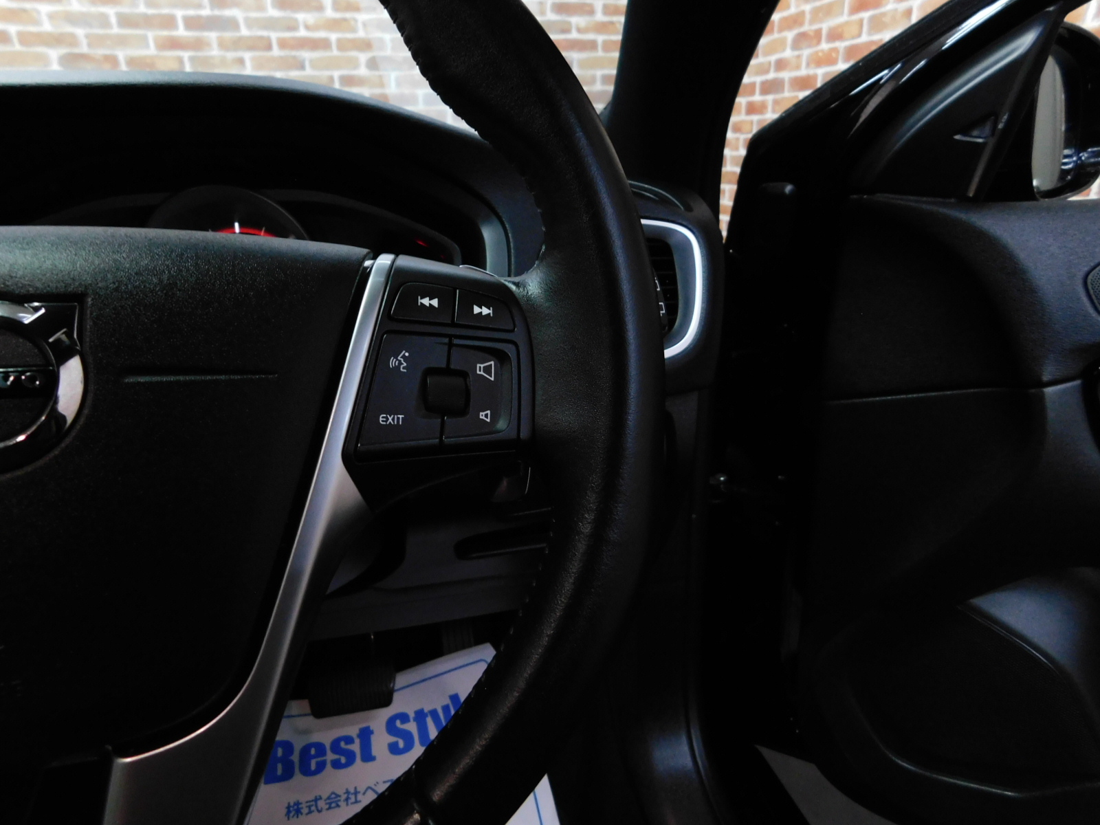V40 2018/H30