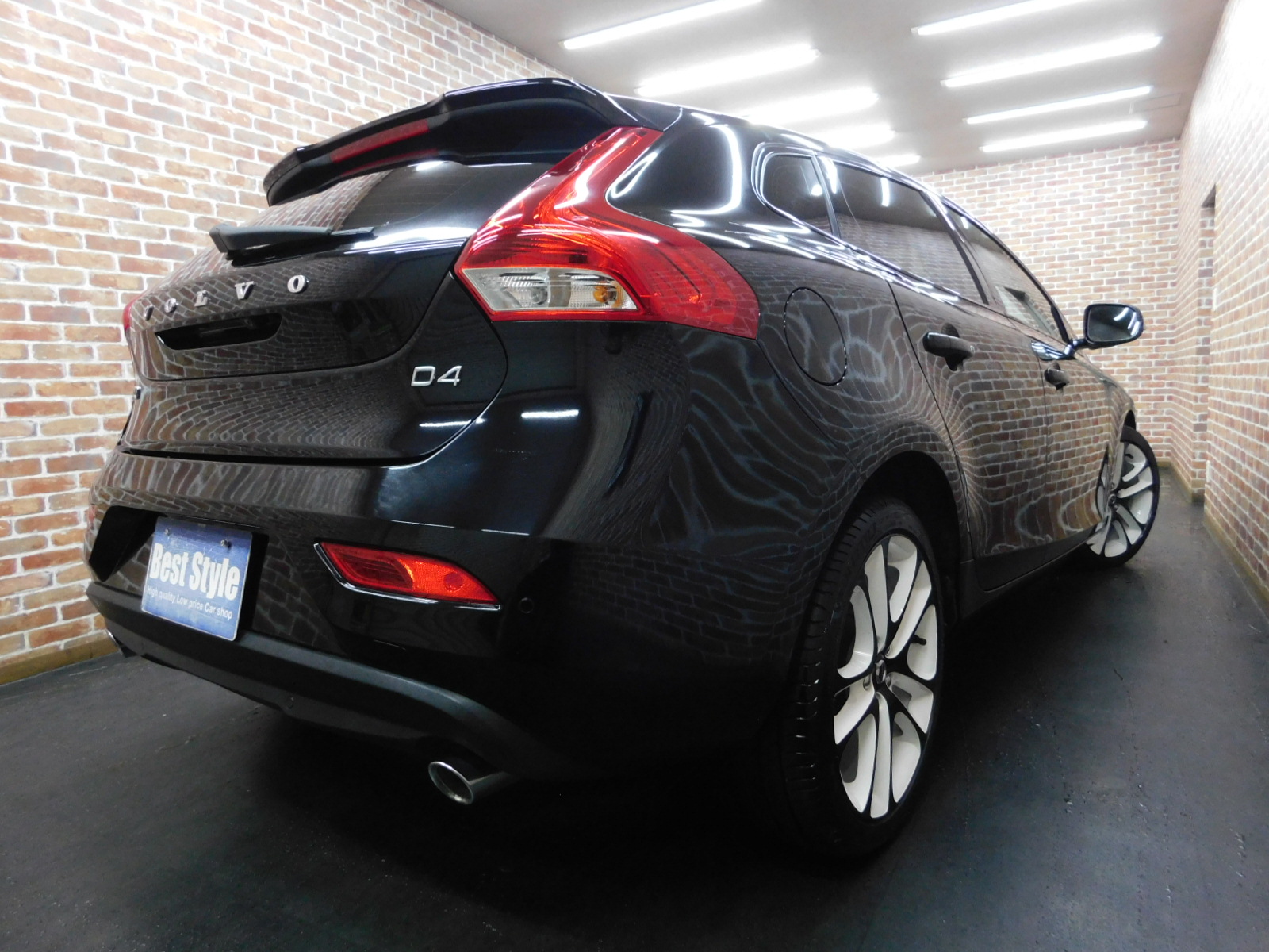 V40 2018/H30