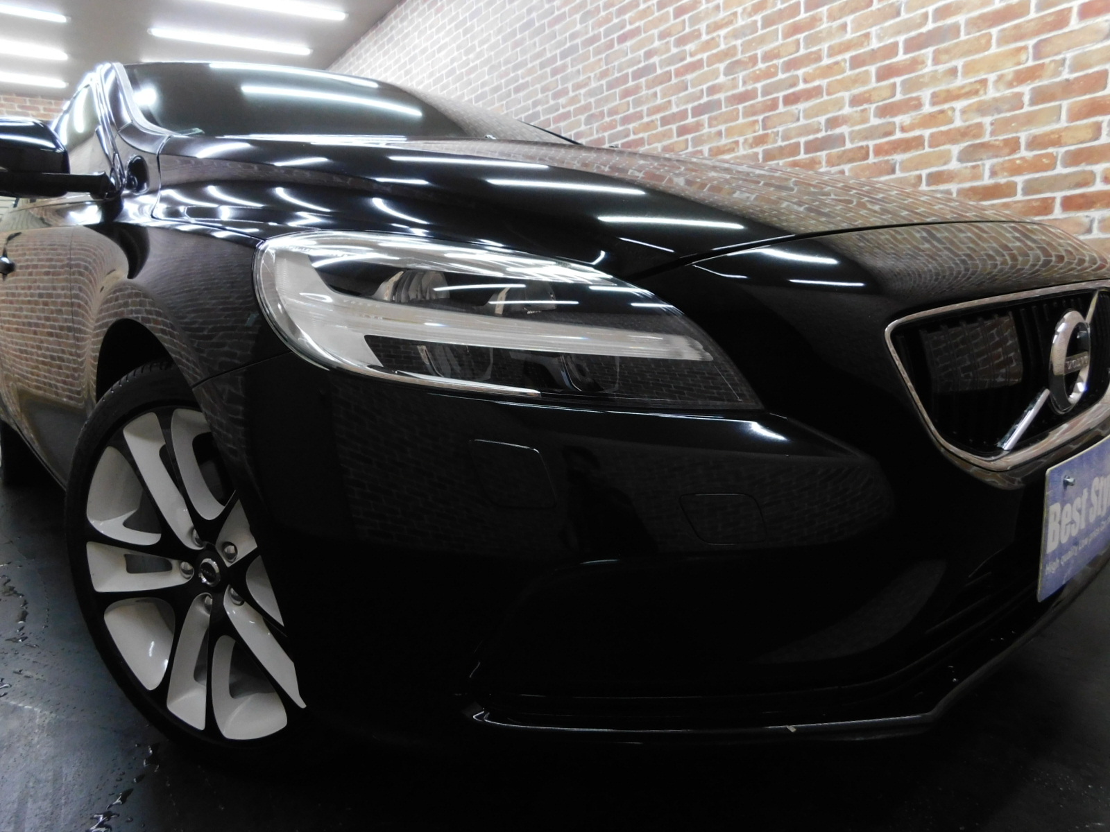 V40 2018/H30
