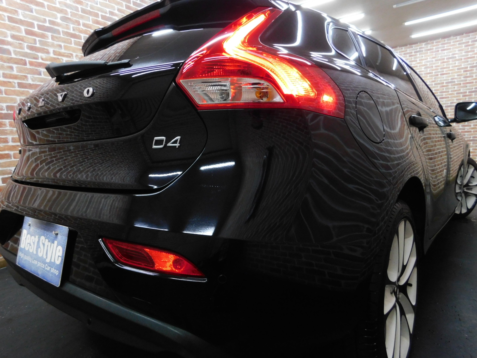 V40 2018/H30